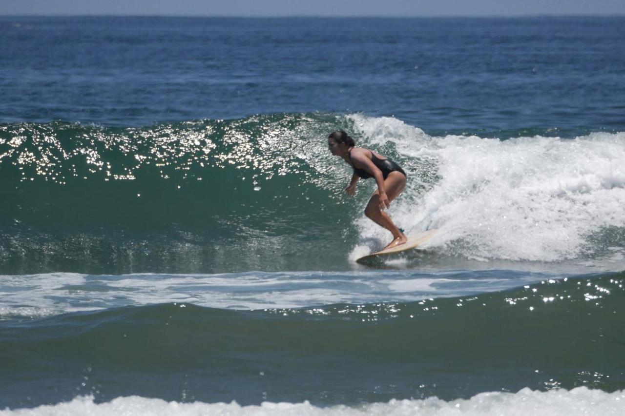 Hôtel Balsa Surf Camp By Rotamundos à Montañita Extérieur photo